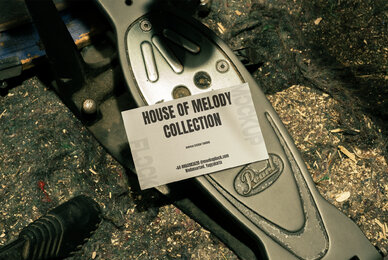 HOM Business Card 04 Mockup