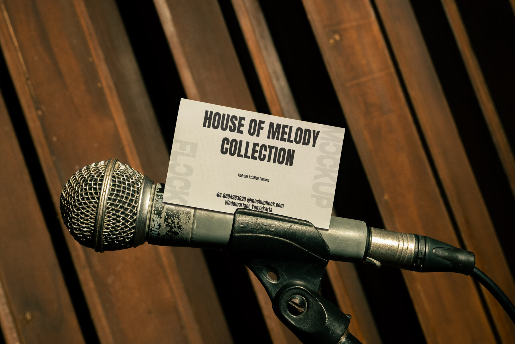 HOM Business Card 03 Mockup 1