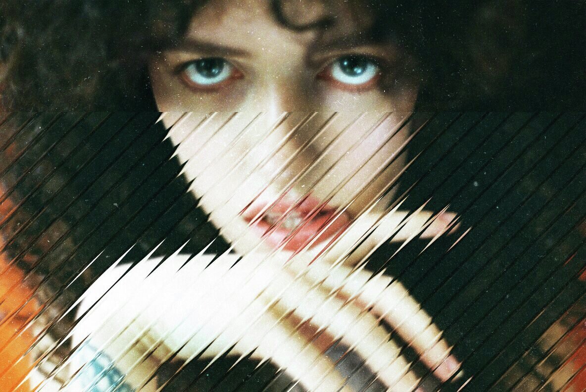 Diagonal Glass Photo Effect 3