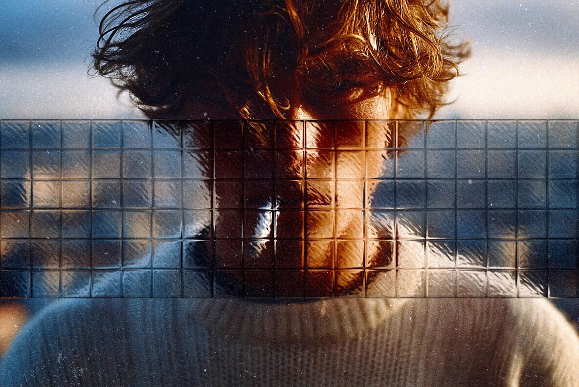 Pattern Glass Photo Effect 9