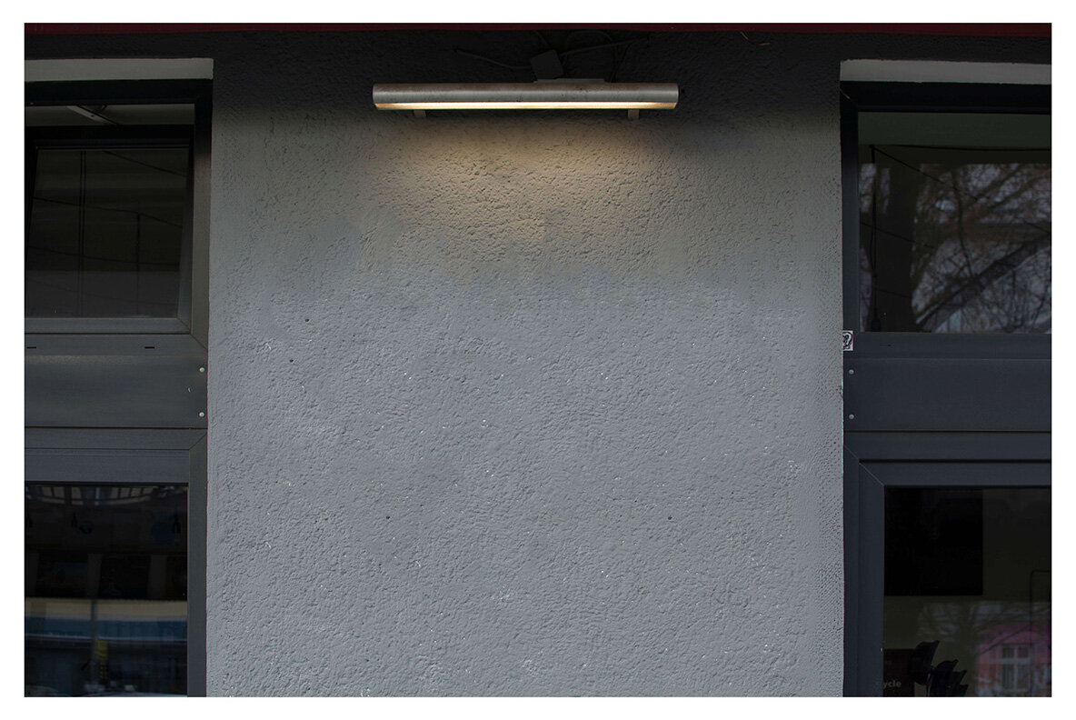 Amsterdam   Realistic Desk Sign Mockups 13