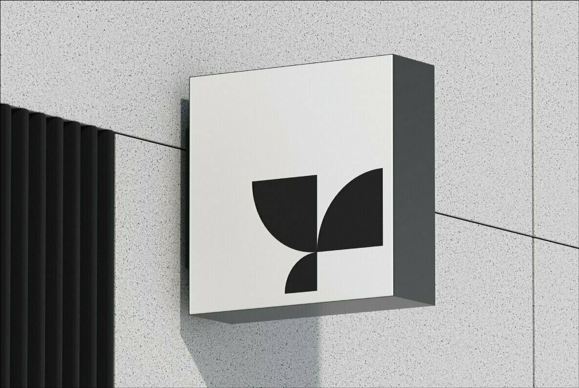 Lightbox 04 Facade Mockup Lightbox 04 Facade Mockup