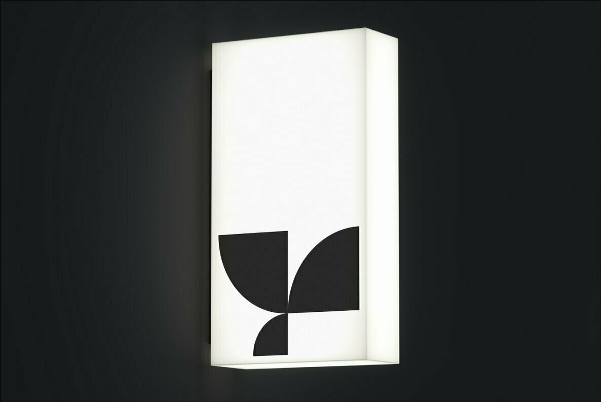 Lightbox 01 Standard Mockup 3