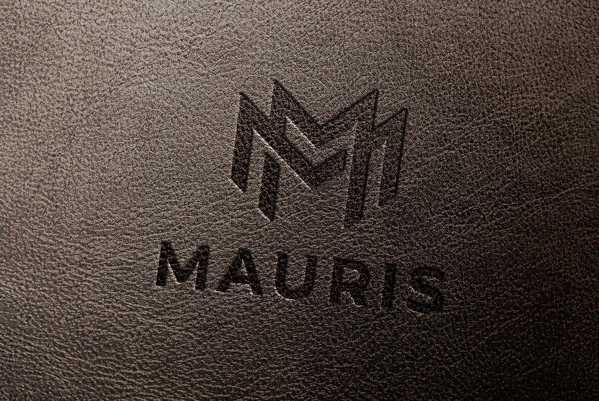 Pomp Logo Mockups Collection 30