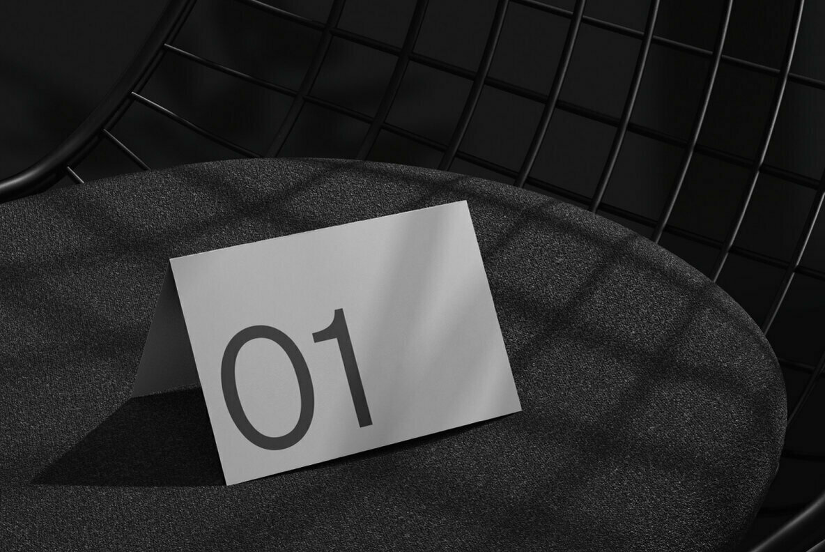 Card 01 Standard Mockup 2