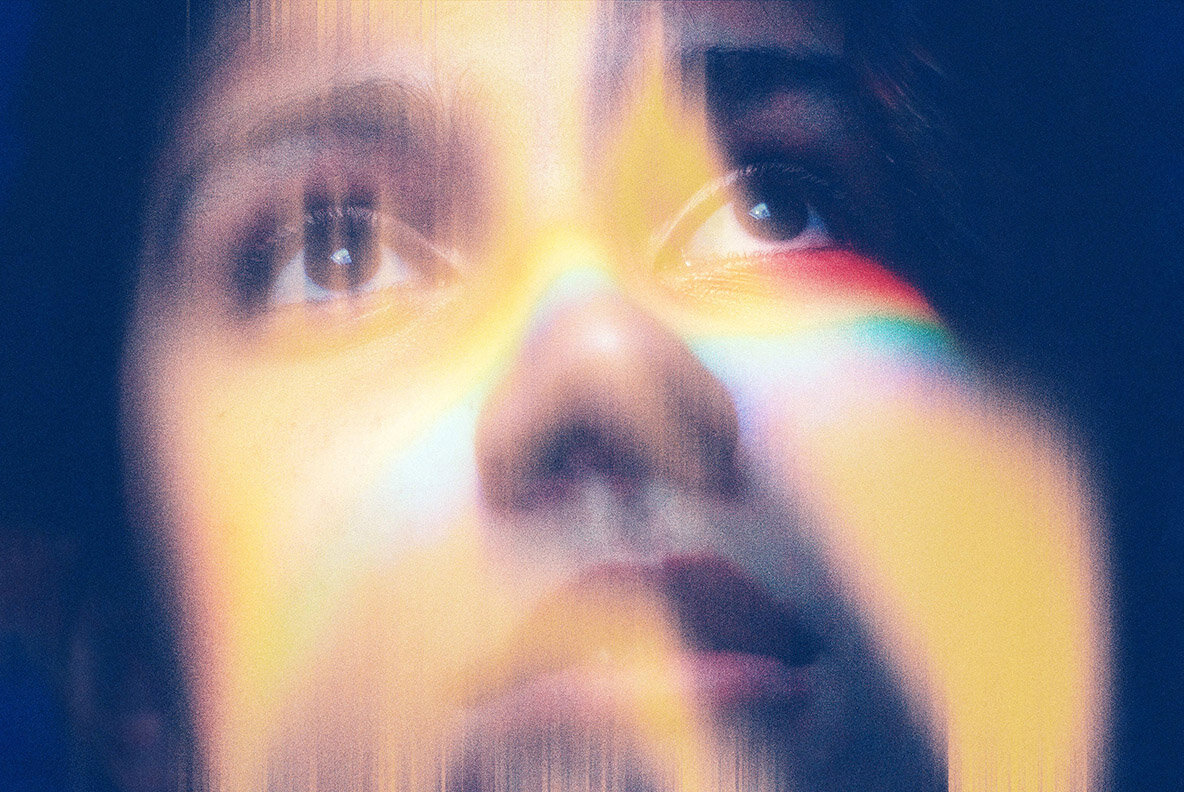 Aura Leaks Photo Effect 11