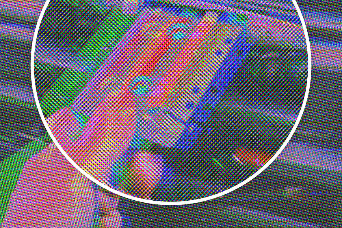 Toxic Halftone Effect 5