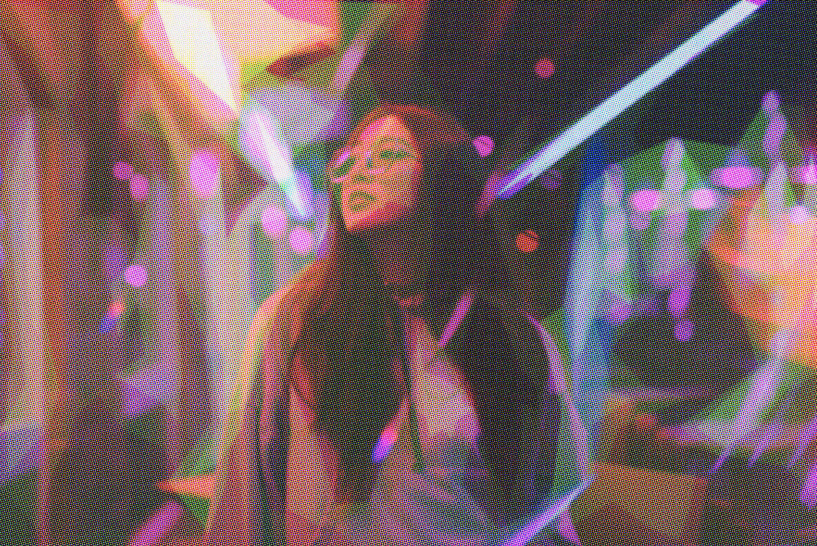 Halftone Polygon Prism Effect 2