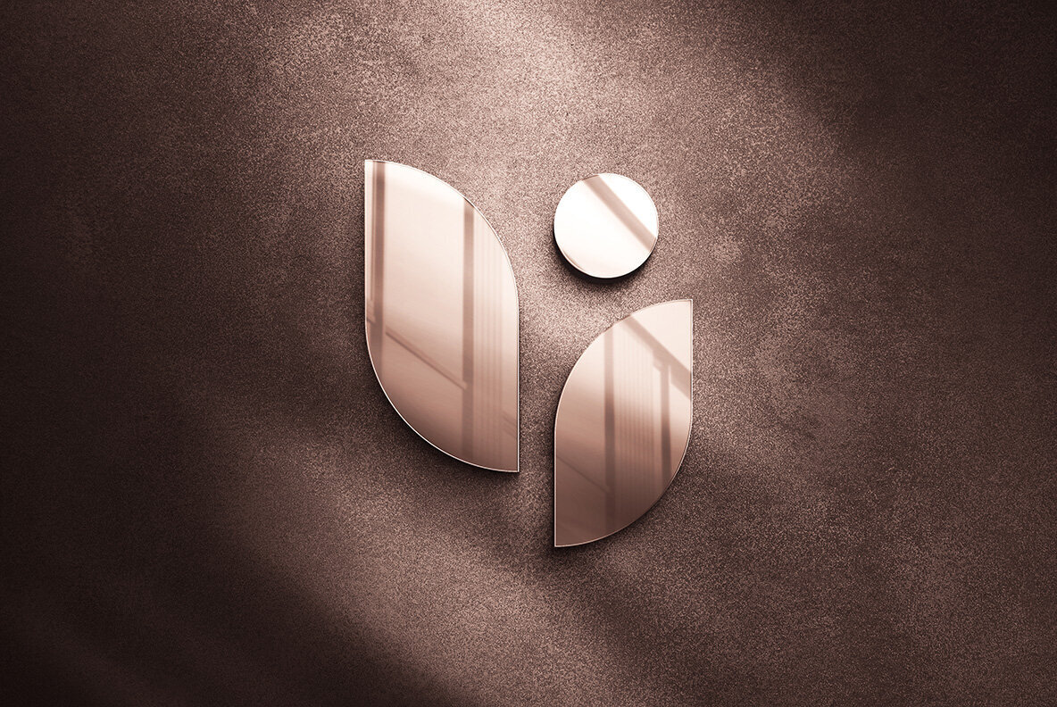 Glass Reflection Logo Mockup 3