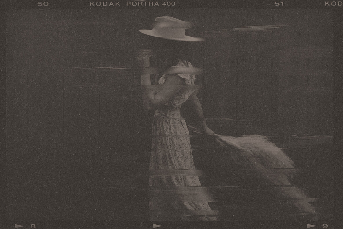 Decay Vintage Photo Effect 2