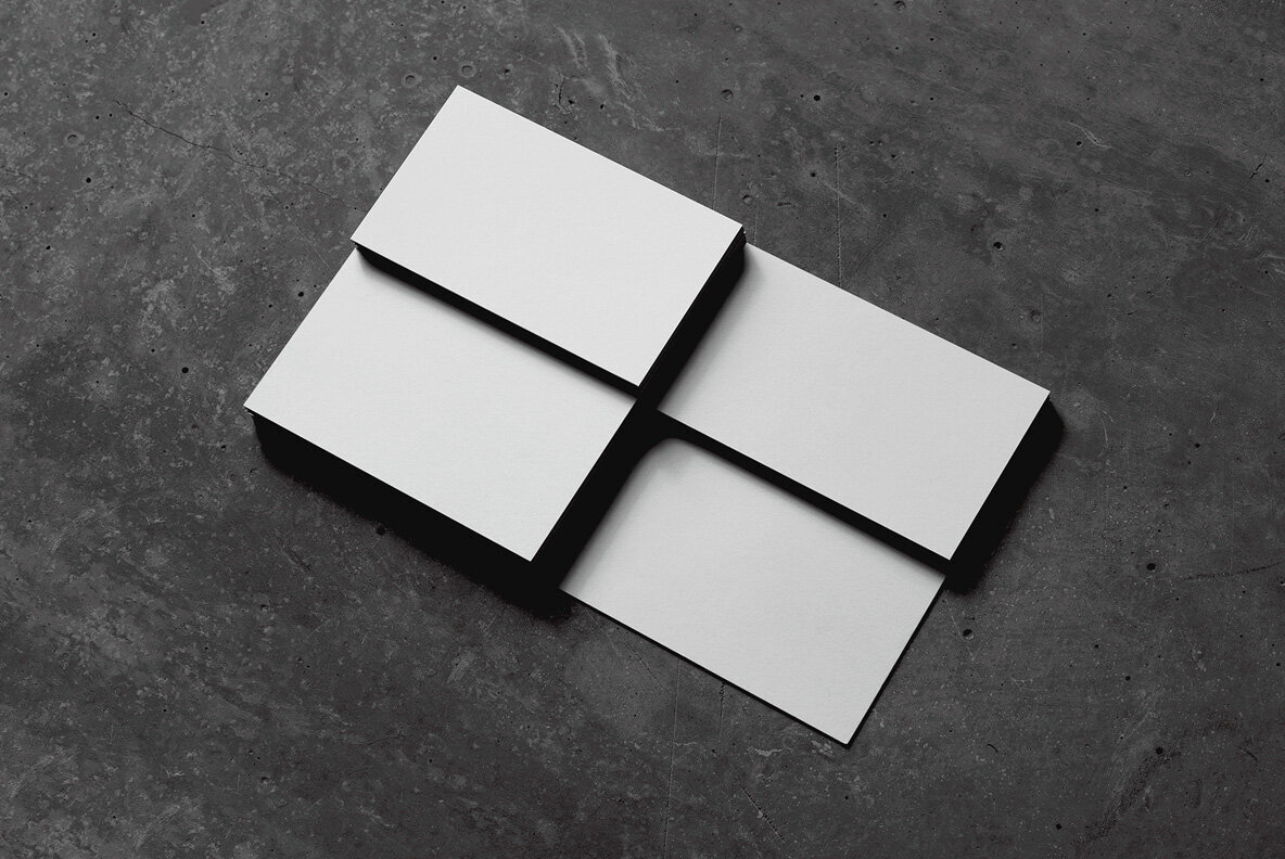 PM BC 04   Business Cards Mockup 5