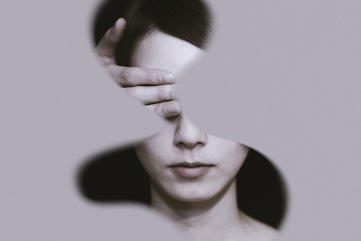 Blurry Shapes Overlay Effect 2