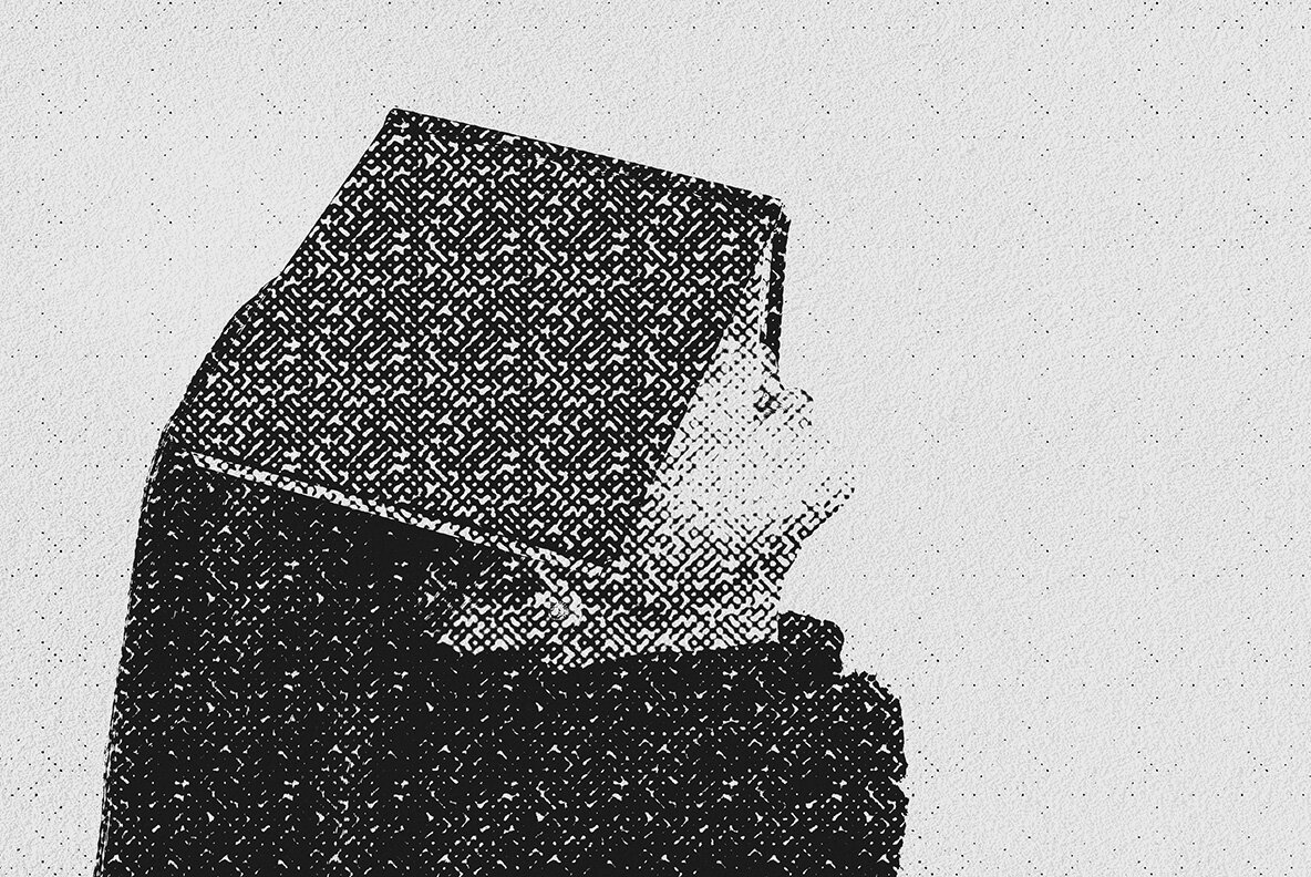 Bitmap Halftone Photo Effect 8