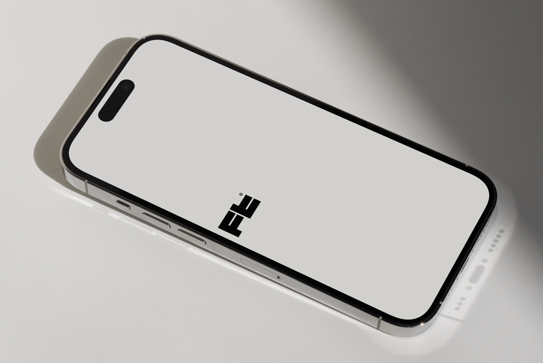 iPhone 14 Pro   020 2