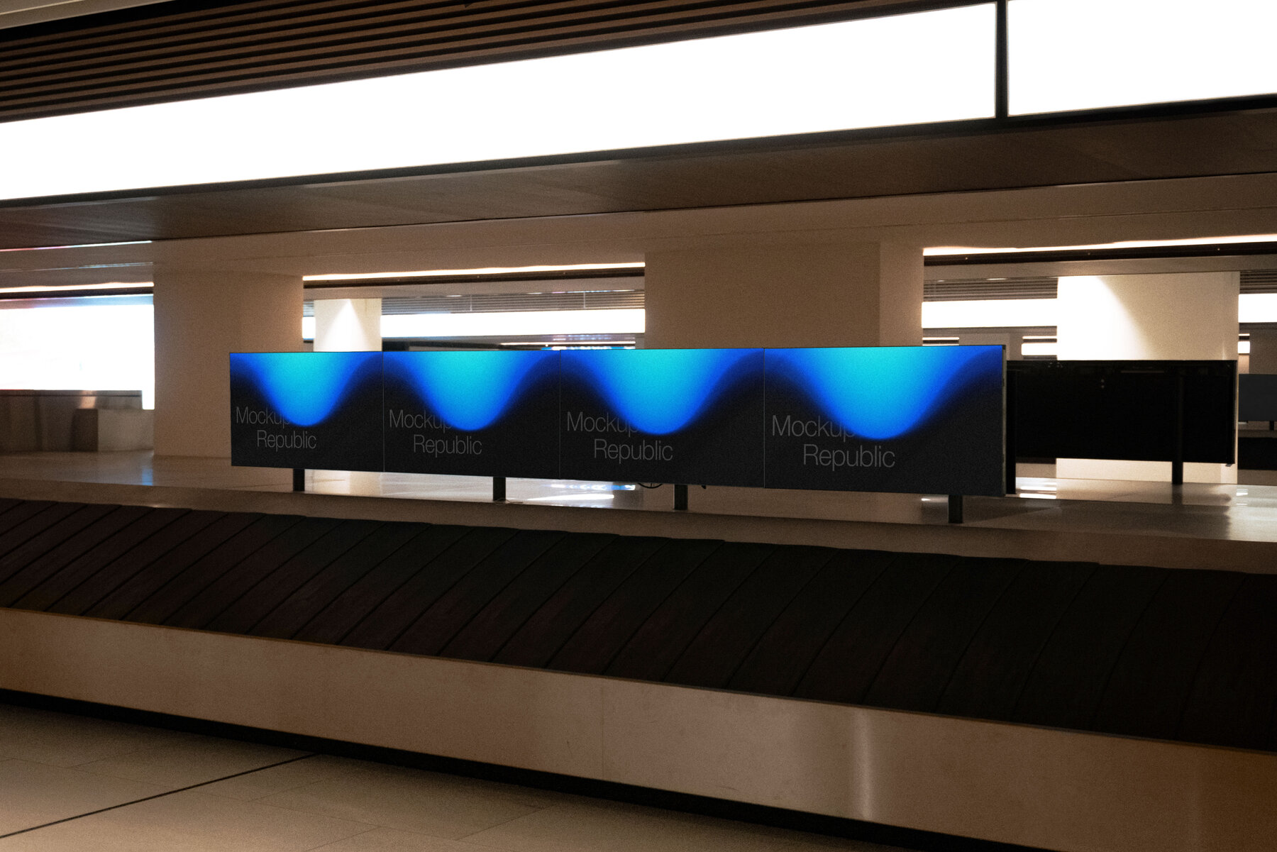 Airport Screen Mockup 001 4
