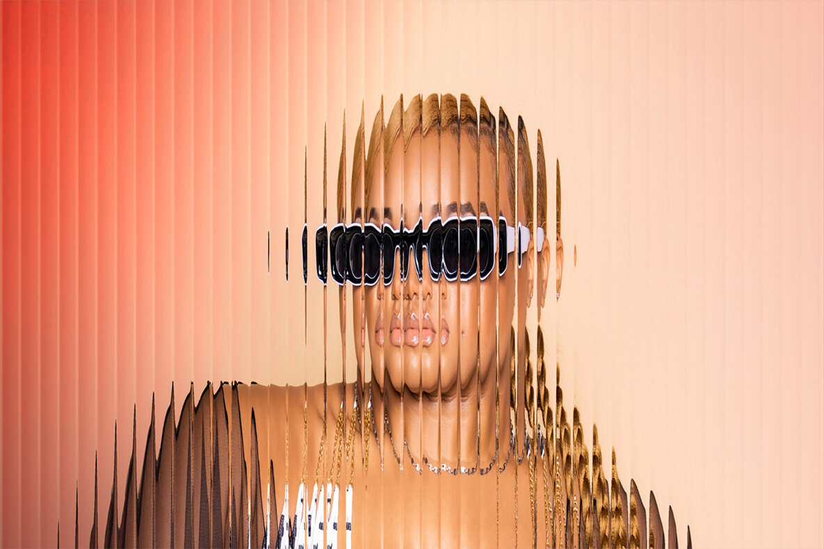 Glass Refraction Effect 9