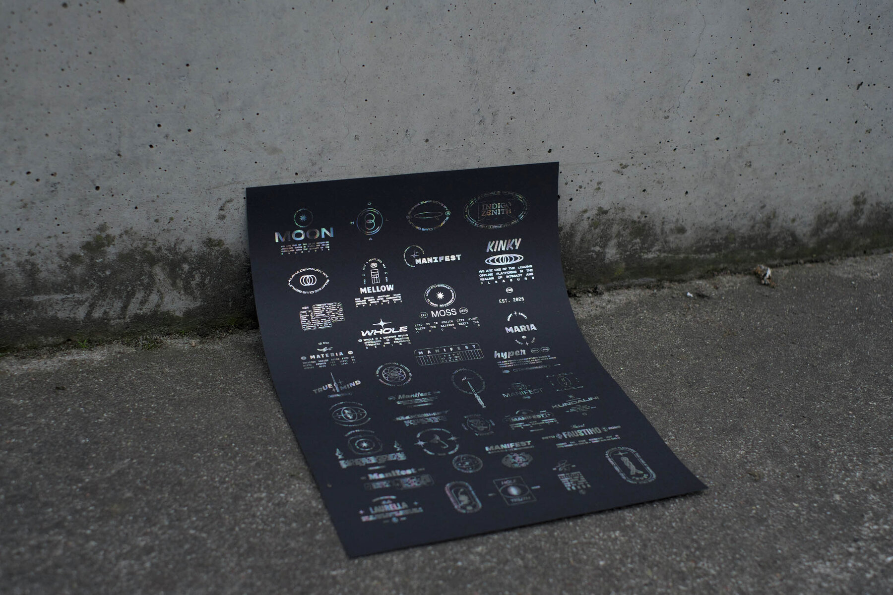 Manifest Logo Kit 18