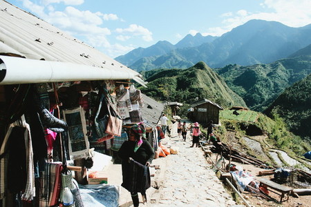 Tribe mountain village 03