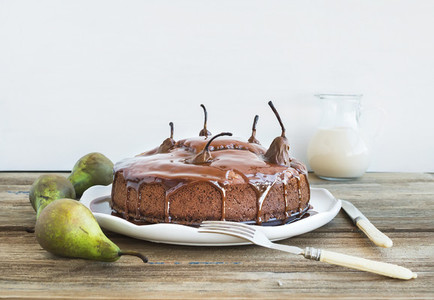 Pear  ginger and honey cake with creamy caramel topping  fresh p