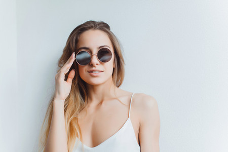 Woman portrait on sunglasses