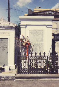 White tomb with Flowers NOLA