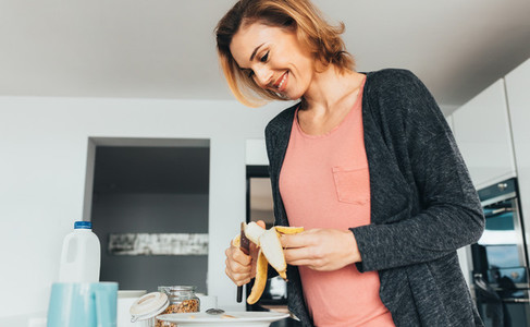 Woman preparing breakfast