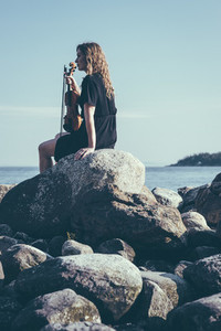 Seaside Violinist 01