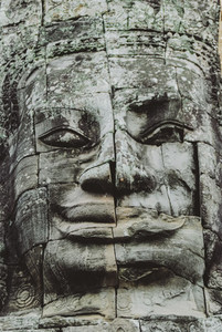 Angkor Wat Buddha statue