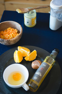 Ingredients for baking orange ca