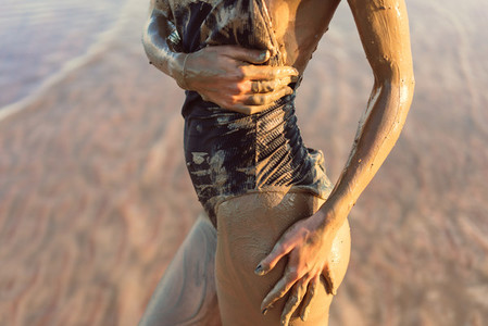 Body in mud from a close angle