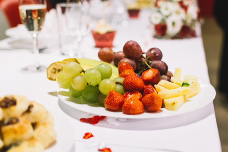 Fruit plate on a wedding party