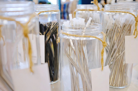 Reusable stainless straw for drink in glass of jar for selling