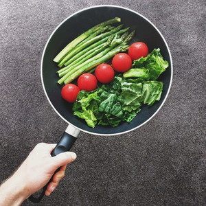 Stir frying healthy vegetables