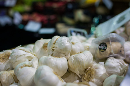 Strong garlic for sale