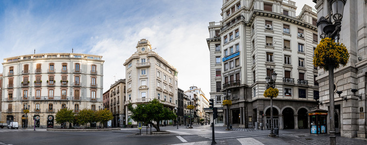 GRANADA  SPAIN  23RD APRIL  2020 Panoramic view of the Puerta Real square empty of people