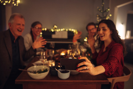 Online christmas celebration at home