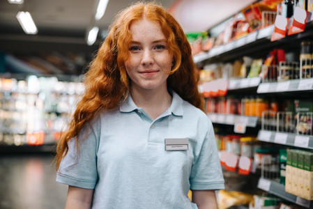 Supermarket trainee employee