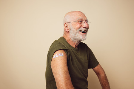 Senior man got vaccinated