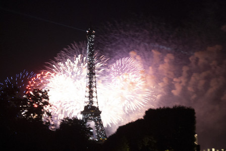 Eiffeltower Fireworks 10