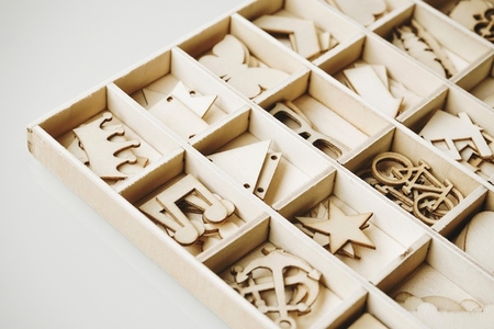 Image of multiple wooden pieces with diferent shapes for diy wor