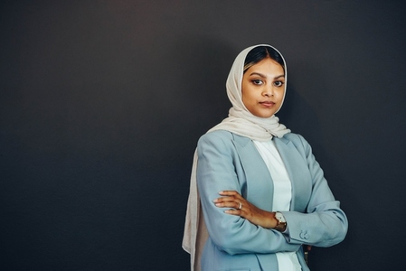 Muslim businesswoman looking at the camera