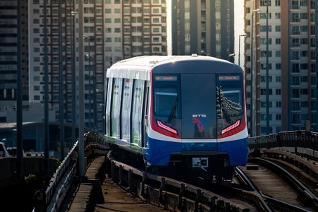 Bangkok Thailand April 20 The BTS Sky Train Passing Taksin Bangkok Thailand April 20 The BTS Sky Train Passing Taksin