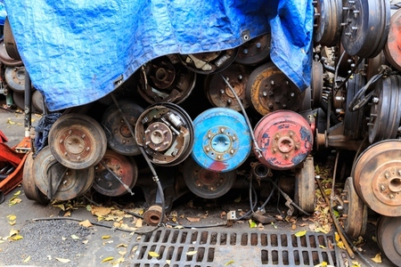 Used engines car from Japan are being disassembled for sale as s Used engines car from Japan are being disassembled for sale as s