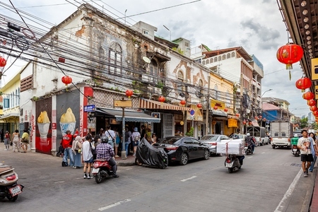 BANGKOK  THAILAND   AUGUST 19  2025  Song Wat road  a new touri