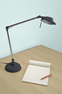 Table lamp and tablet