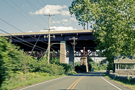 Speeding toward bridge