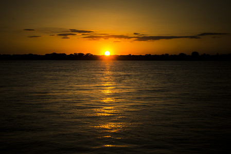 Peacefull sunset on water