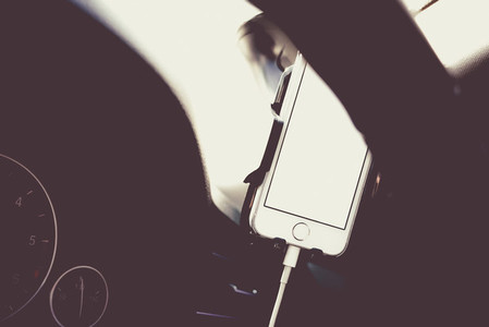 iPhone in Car