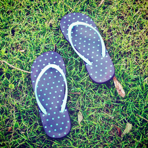 blue polka dot sandal