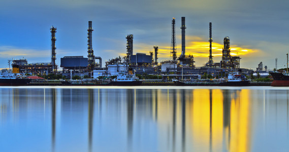Oil  Energy Refinery